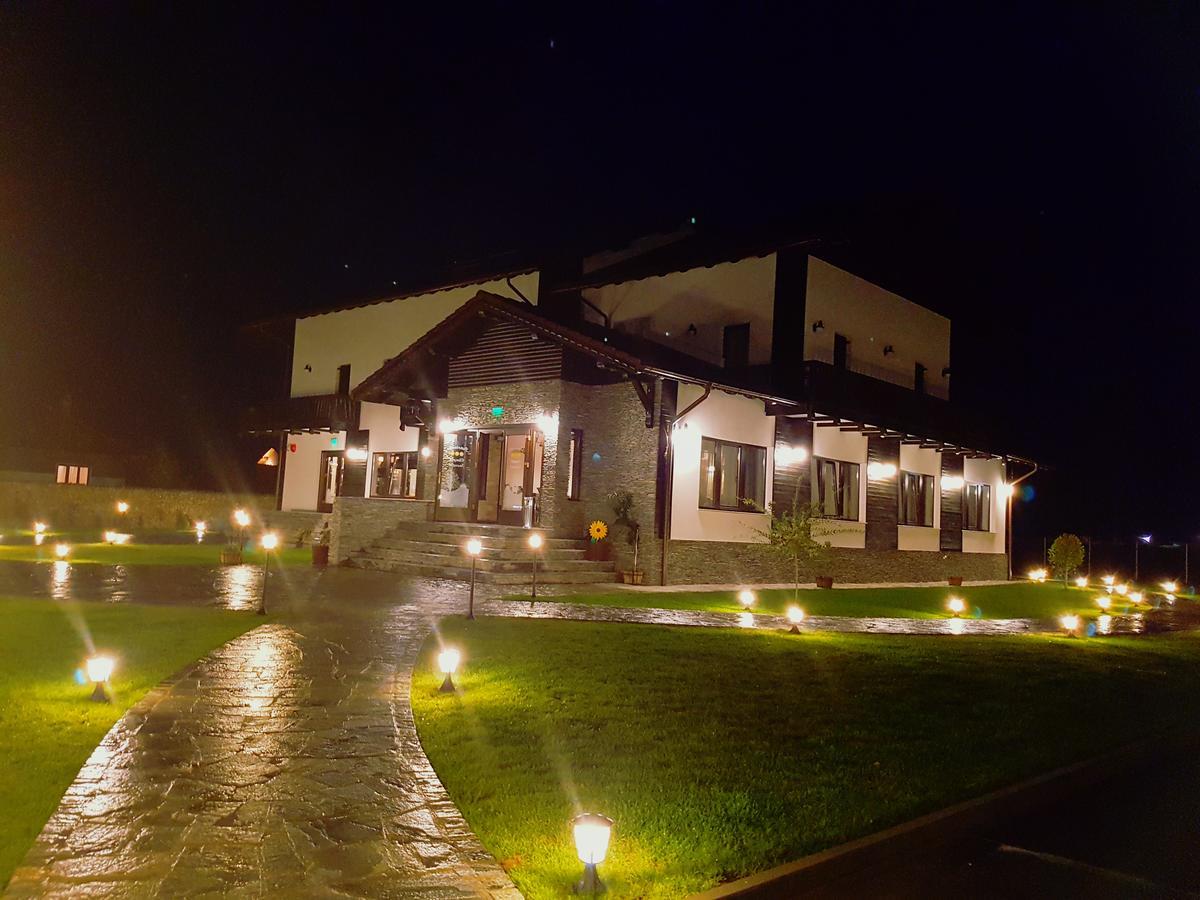Pensiunea Campia Soarelui Apa Neagră Екстериор снимка